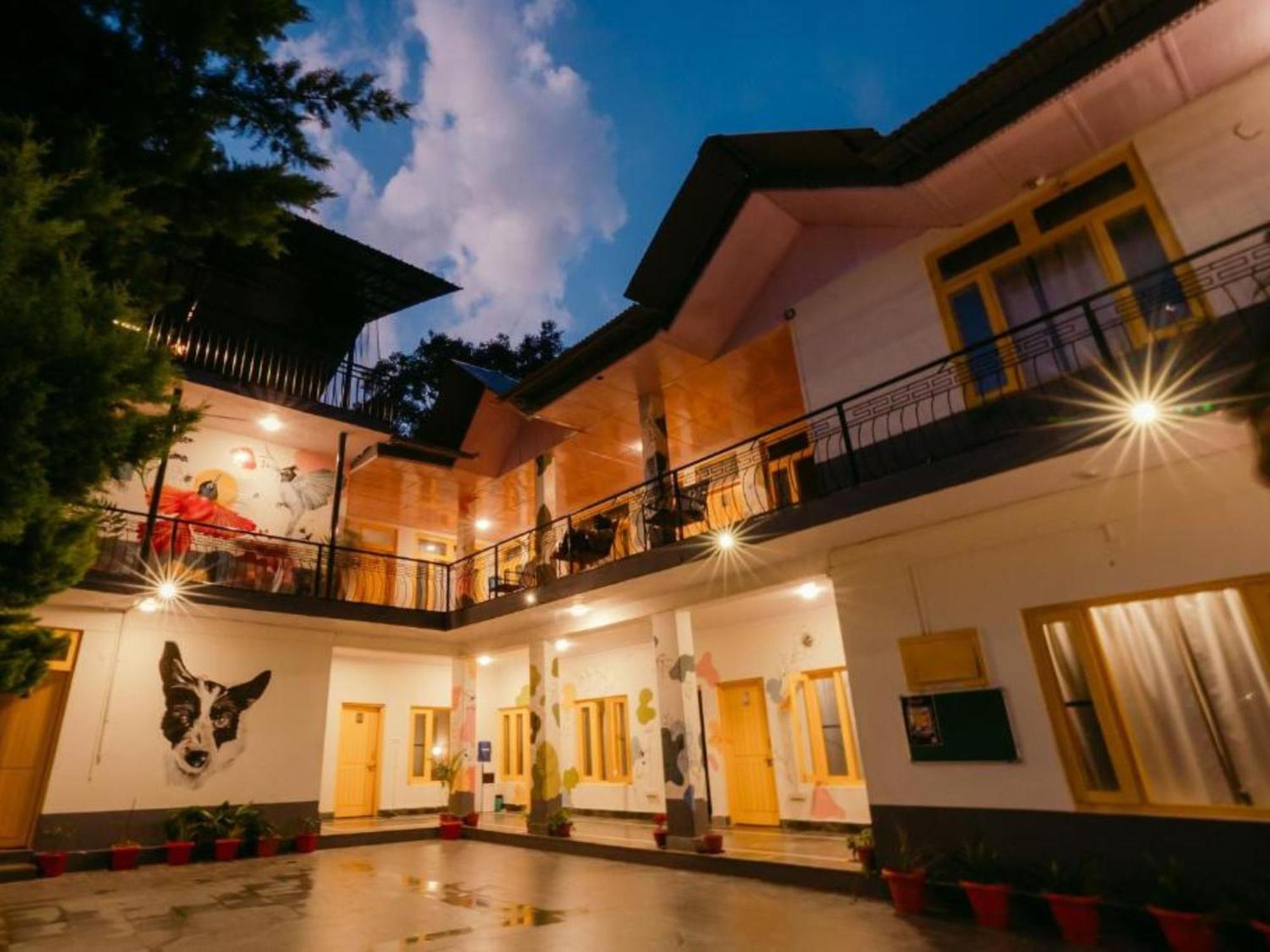 The Hosteller Bir 外观 照片