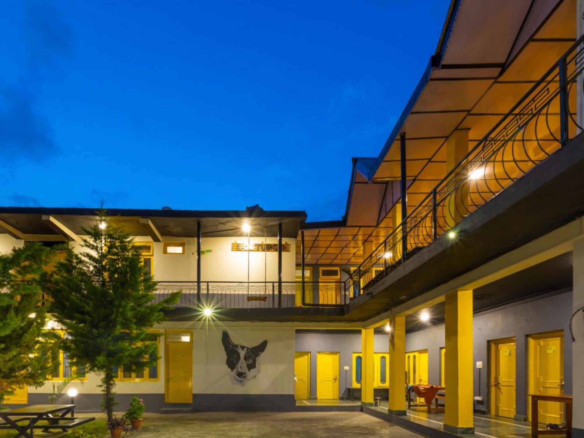 The Hosteller Bir 外观 照片